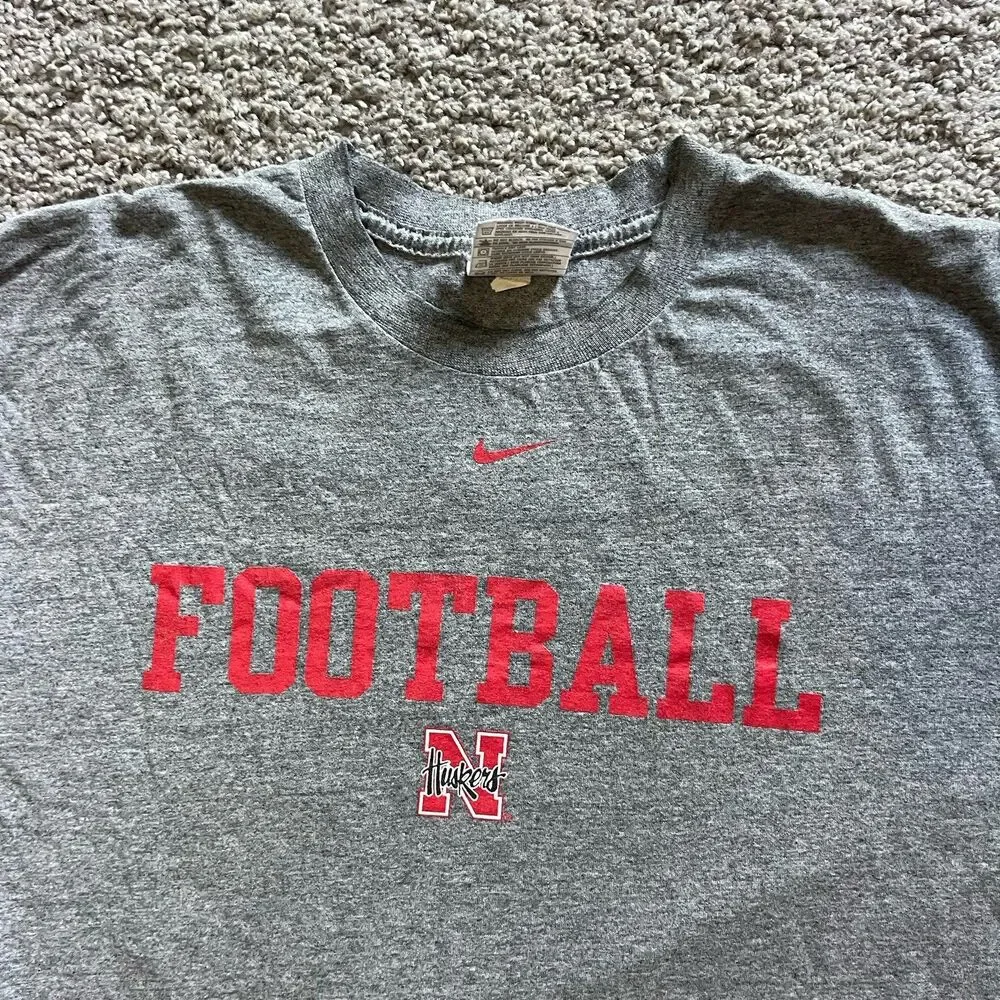 Vintage 90s Nike Nebraska Cornhuskers Football T Shirt Center Swoosh Size Large